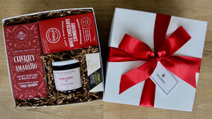 Holiday inspired breakfast gift box by Perfect Baskets is jam packed (pun intended) with all the fixings for a festive Sunday breakfast or brunch with the family in the cold months ahead.