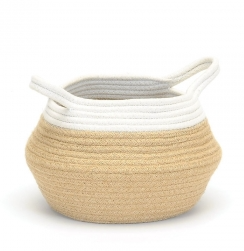 Create your own gift basket with Perfect Baskets using this beautiful jute and cotton basket. The two tone neutral colours will go perfectly with any decore style